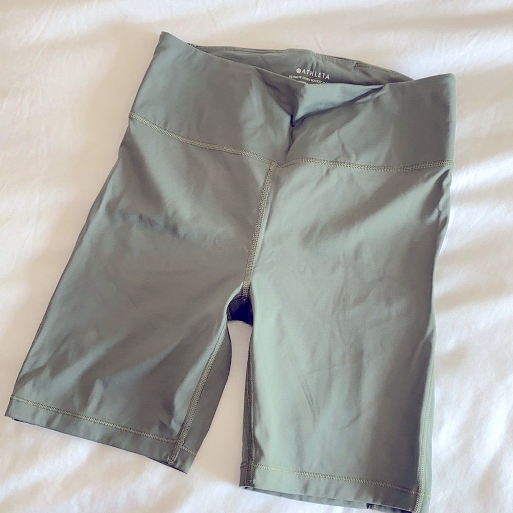 Athleta 7” short